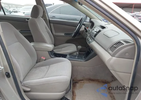 2006 Toyota Camry Le z USA, uszkodzony, nr VIN 4T1BE32K76U129375